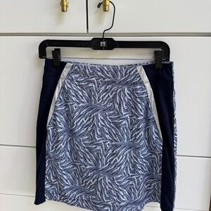 Golf skirt by Greg Norman,XS